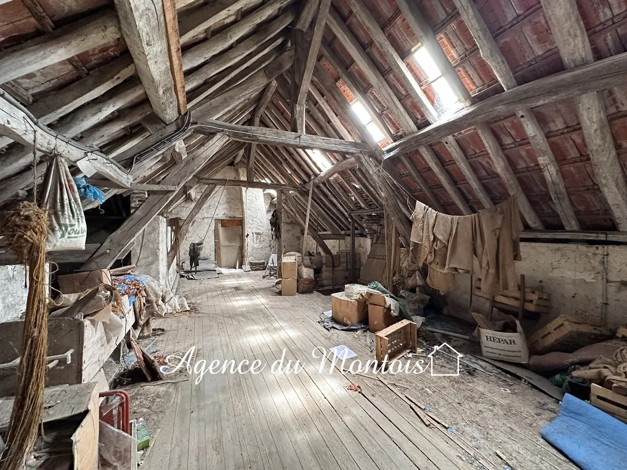 Maison campagnarde à rénover près de Nogent sur Seine 