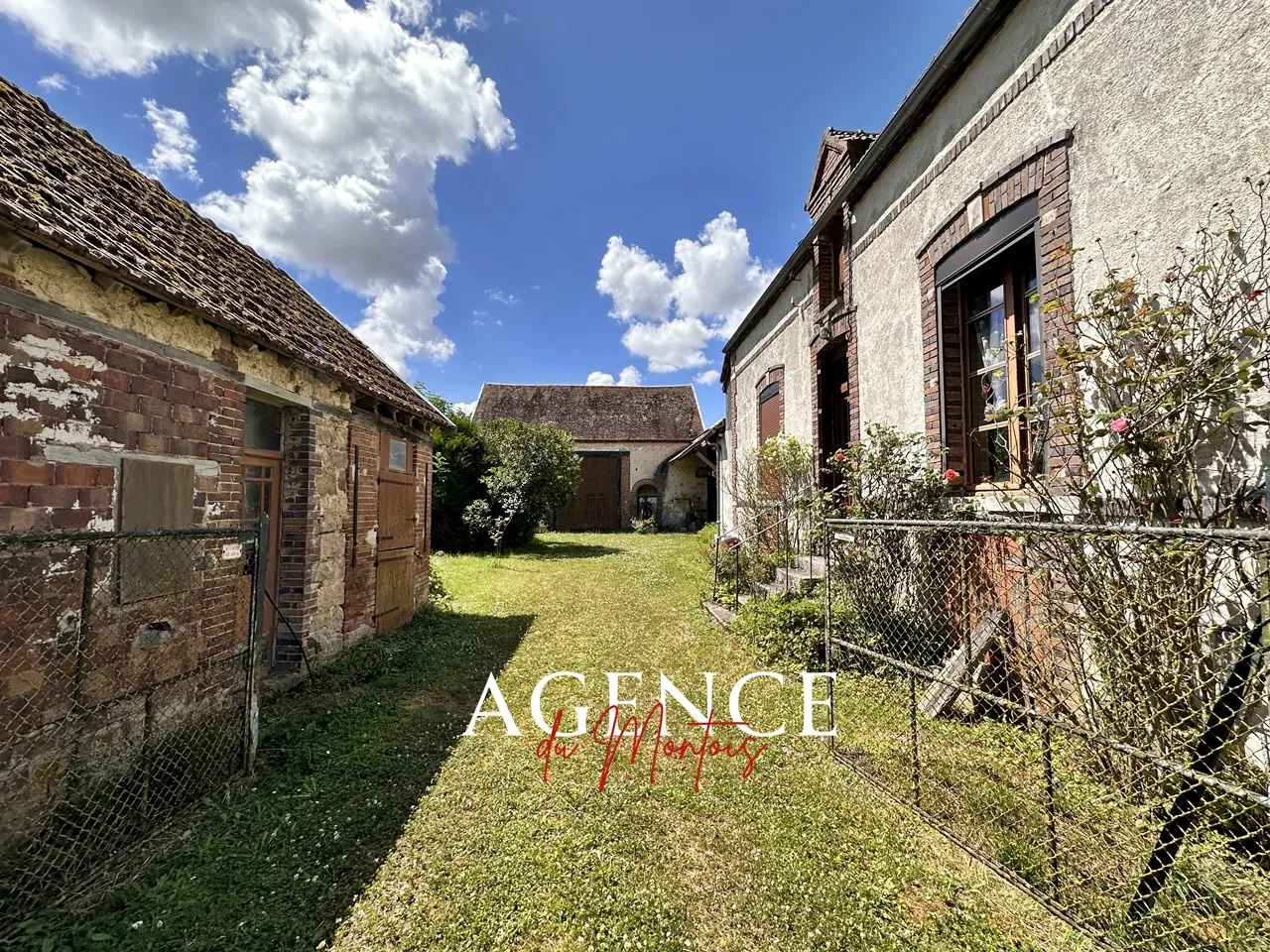 Maison campagnarde à rénover près de Nogent sur Seine 