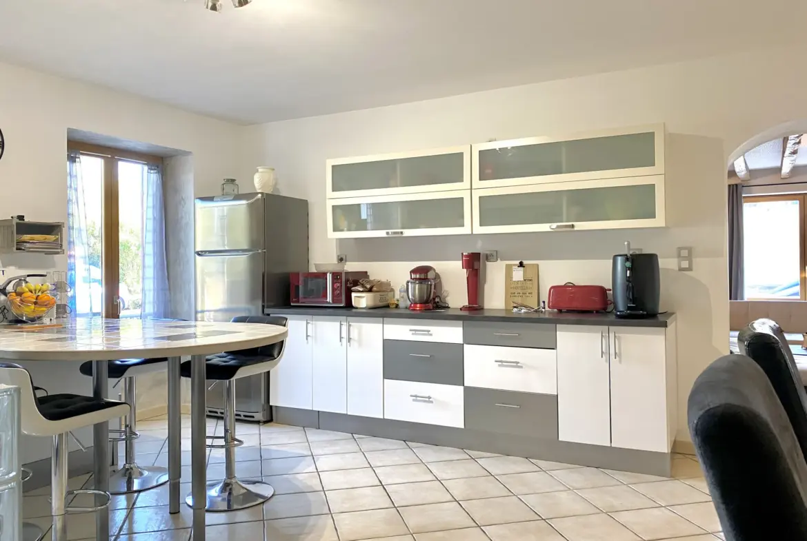 Maison Familiale à Massay - 150 m² 