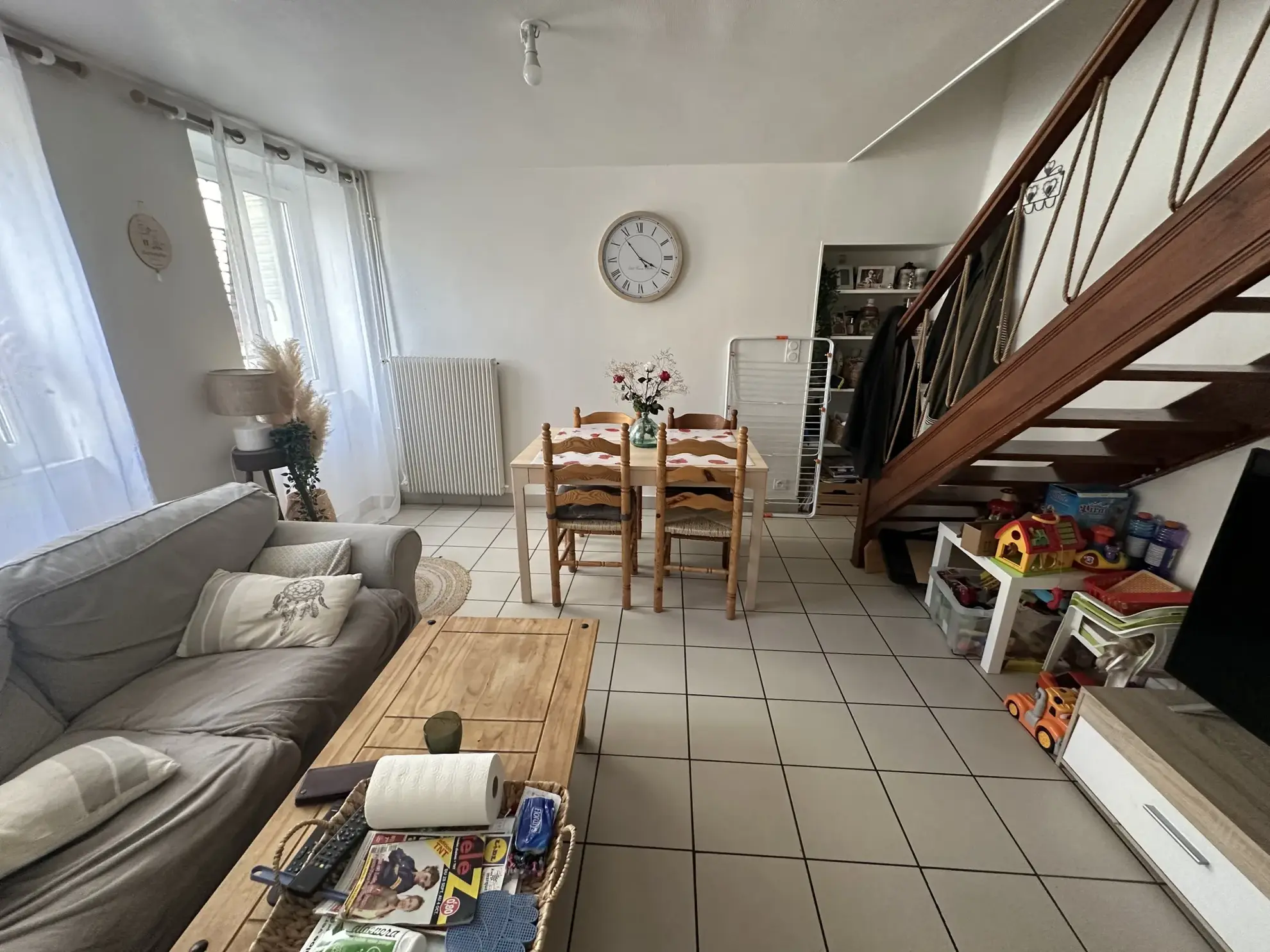 Ensemble immobilier à vendre à Gannat avec maisons et garages 