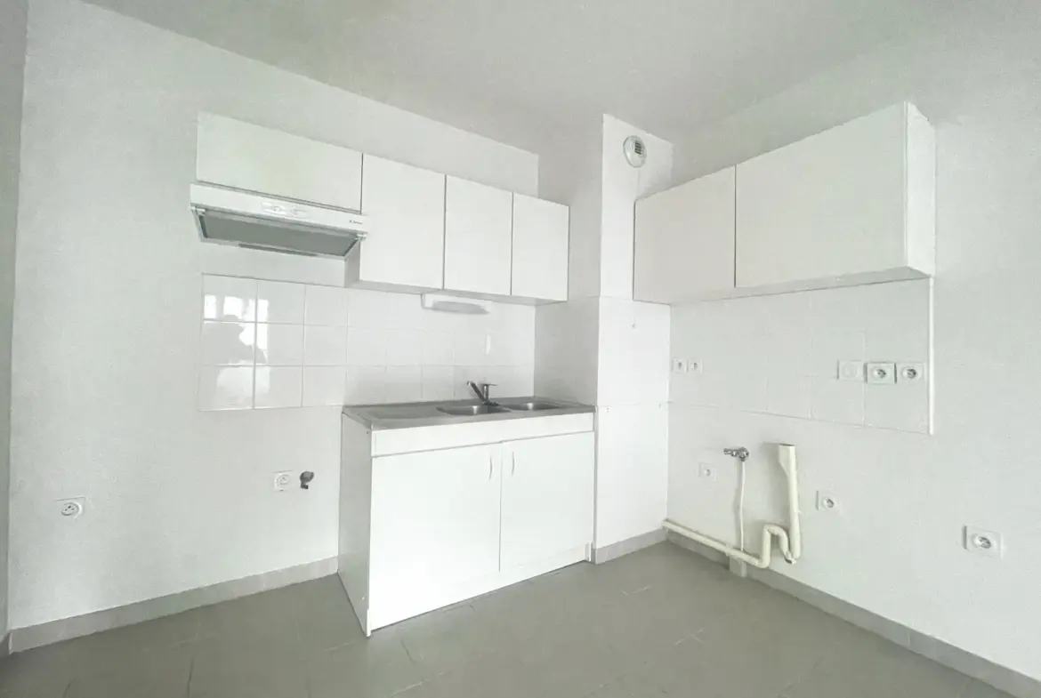 À vendre : Appartement T2 avec parking dans le quartier Capiscol à Agde 