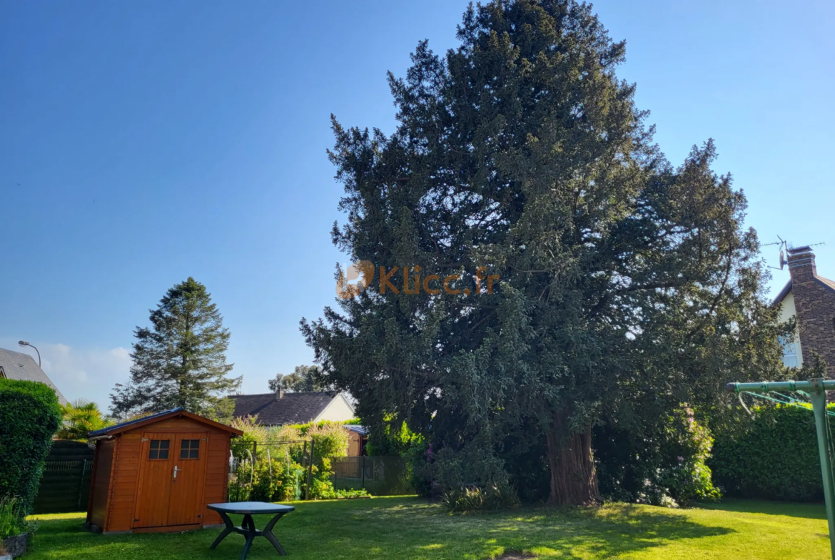 Maison chaleureuse à Yvetot avec 4 chambres et jardin 