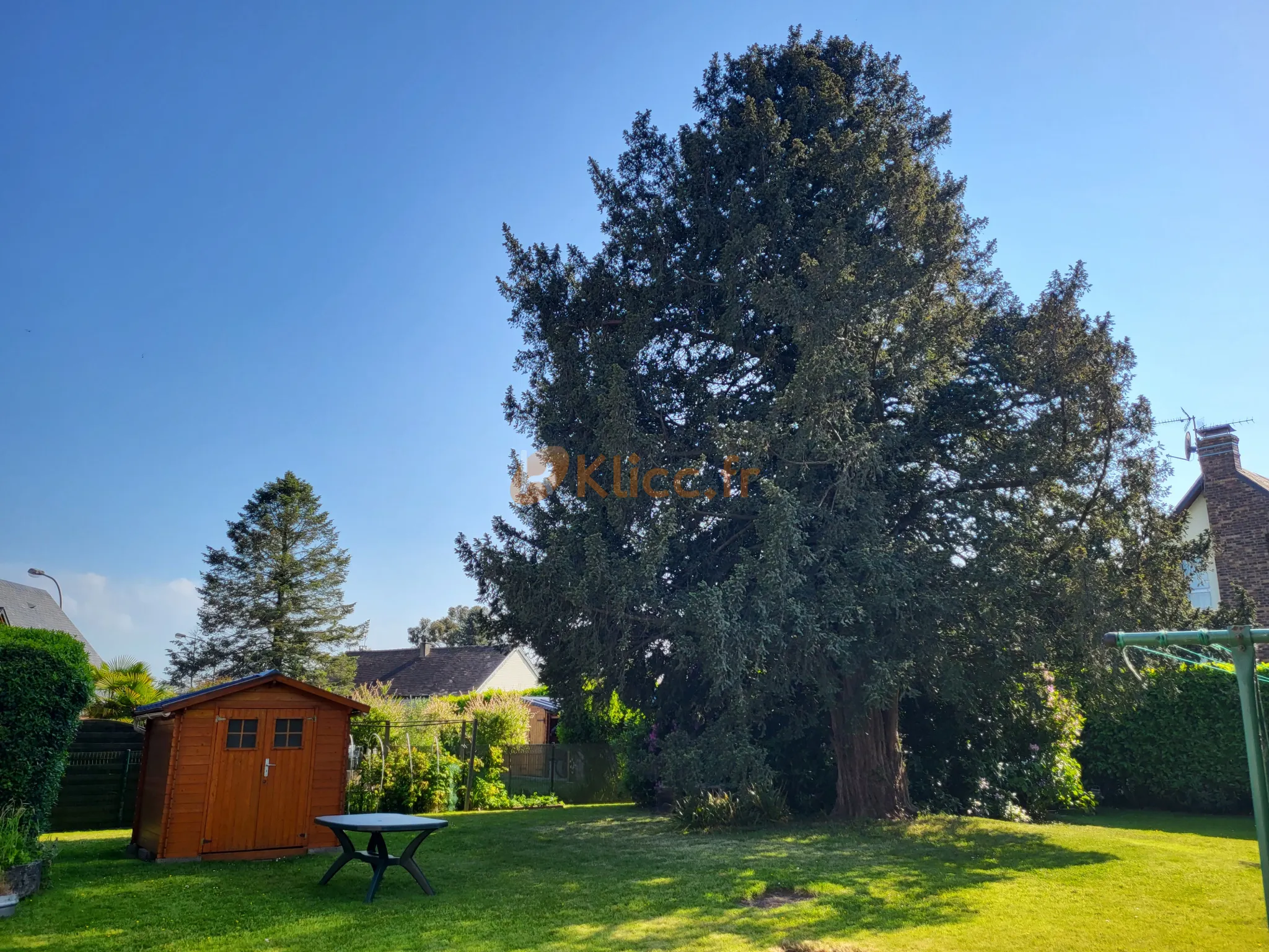 Maison chaleureuse à Yvetot avec 4 chambres et jardin 