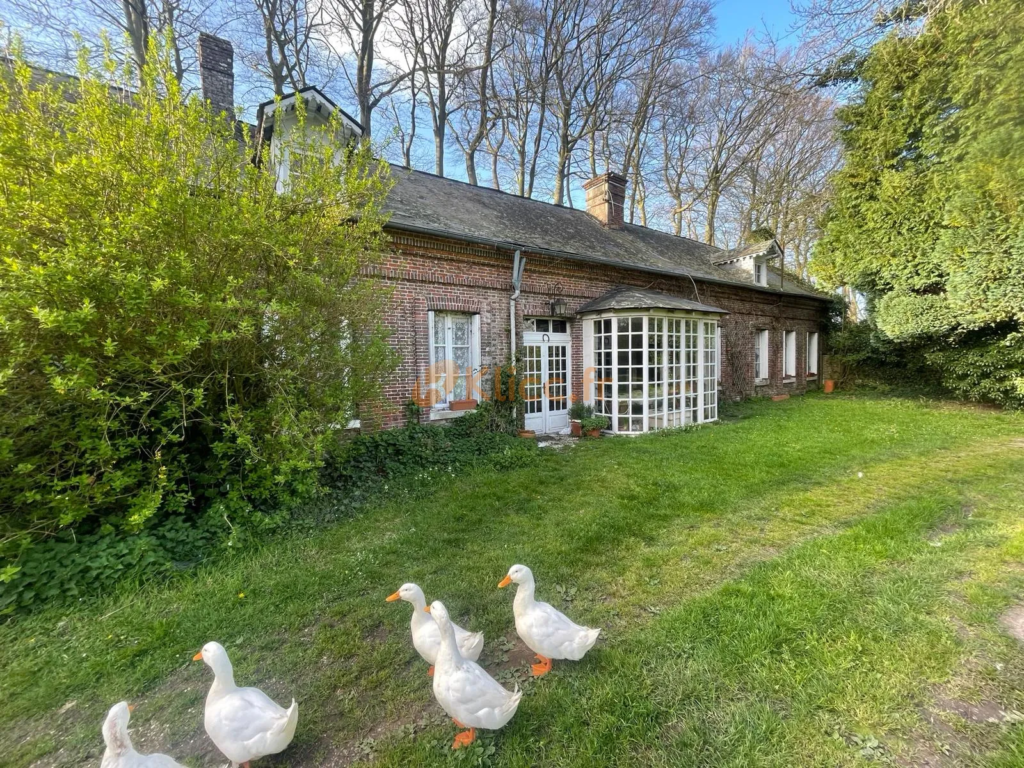 Maison de campagne en viager proche des plages en Normandie