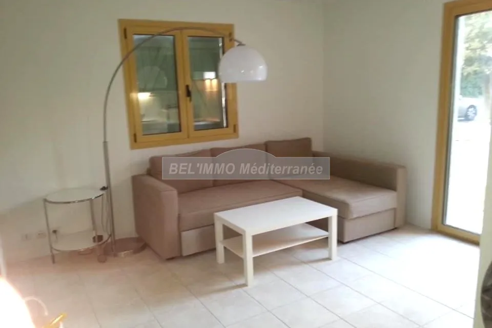 Studio de 20 m² avec Loggia à Cavalaire-sur-Mer 