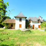 Belle maison auvergnate en pierre à Aurillac avec piscine