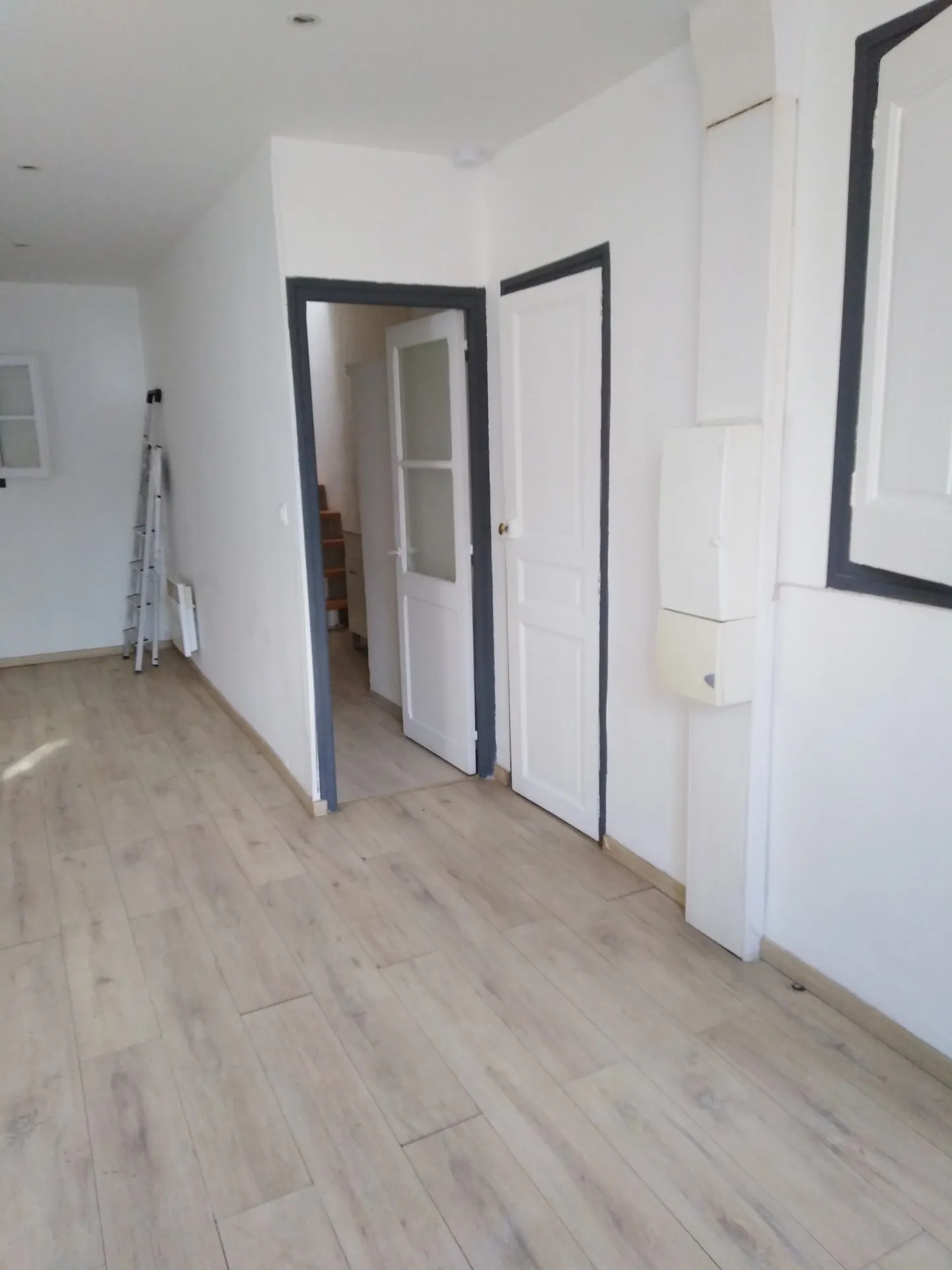 Immeuble à vendre à Perpignan avec garage et 3 logements 