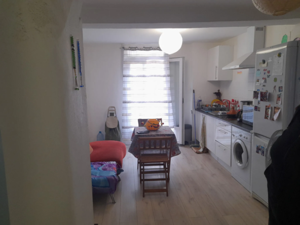 Immeuble à vendre à Perpignan avec garage et 3 logements