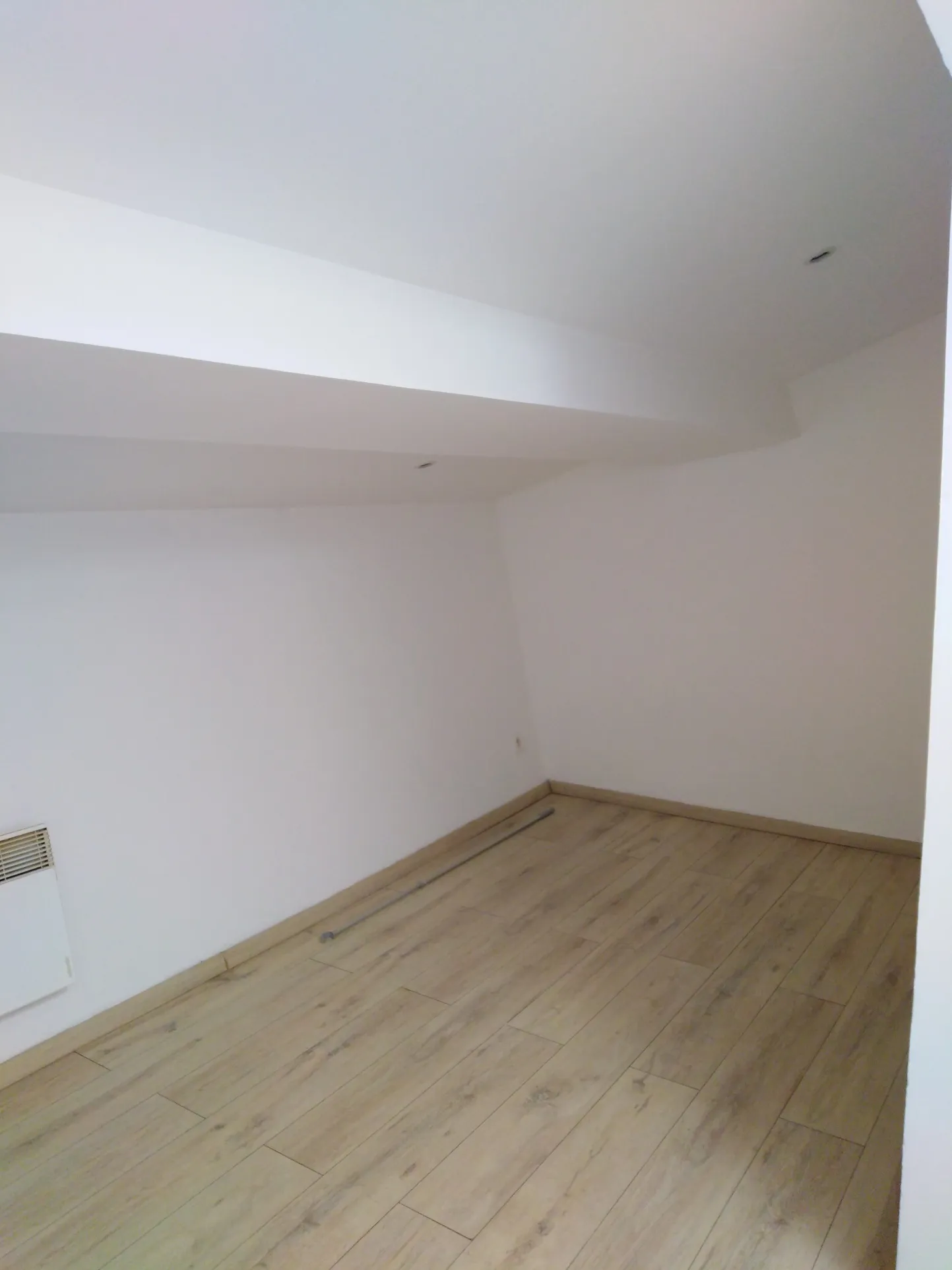 Immeuble à vendre à Perpignan avec garage et 3 logements 