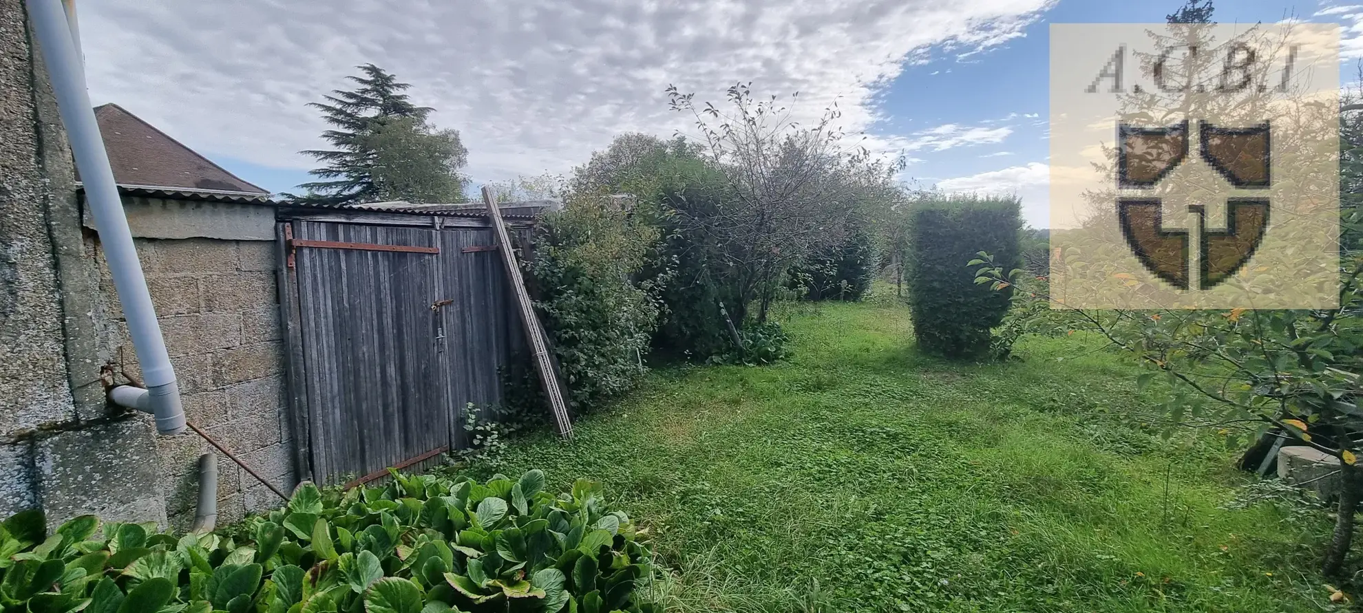 Maison à Rénover à Vendôme avec Terrain Constructible 