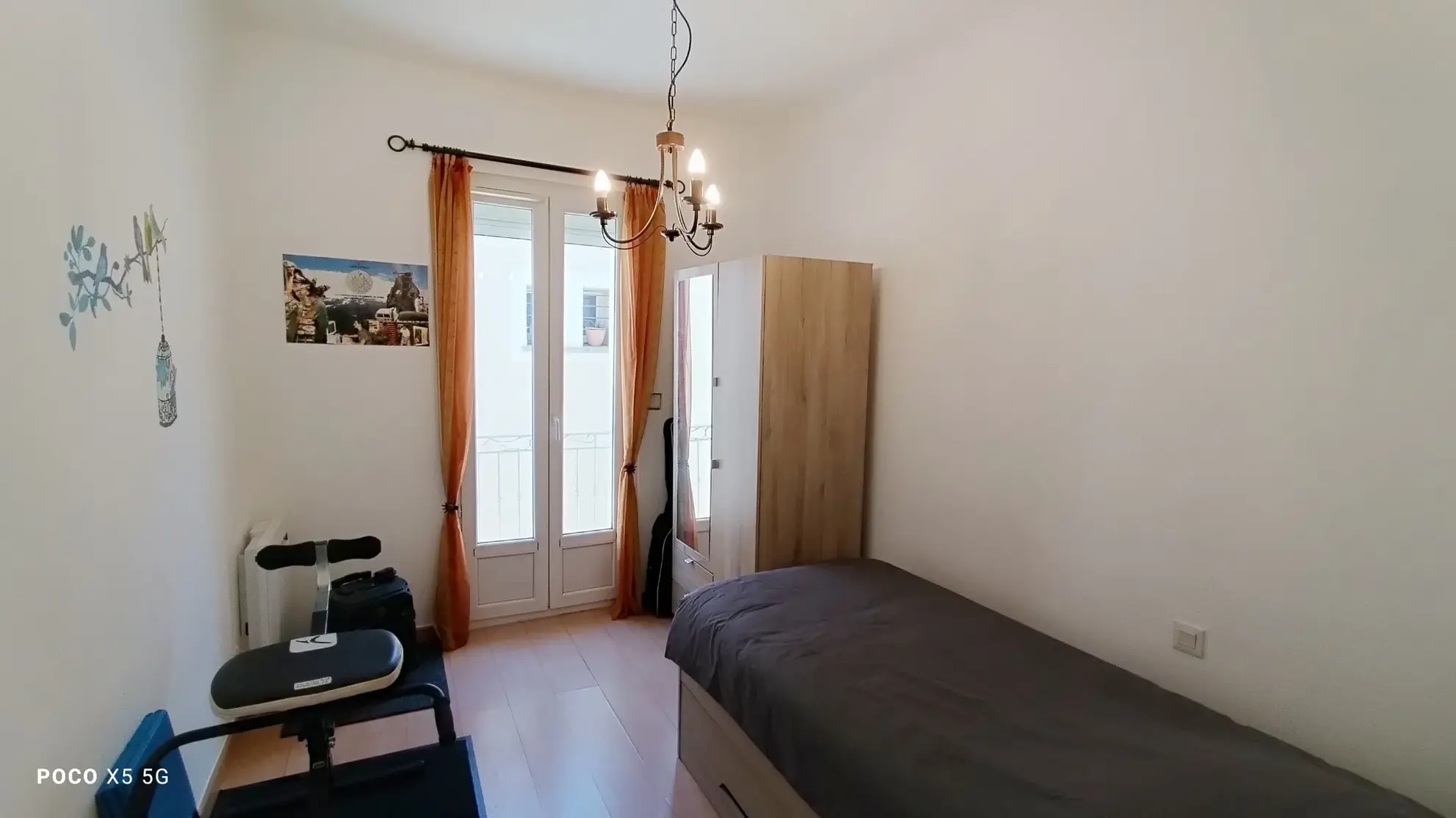 Maison de village T4 rénovée à Saint-Saturnin-les-Avignon - 240 000 € 