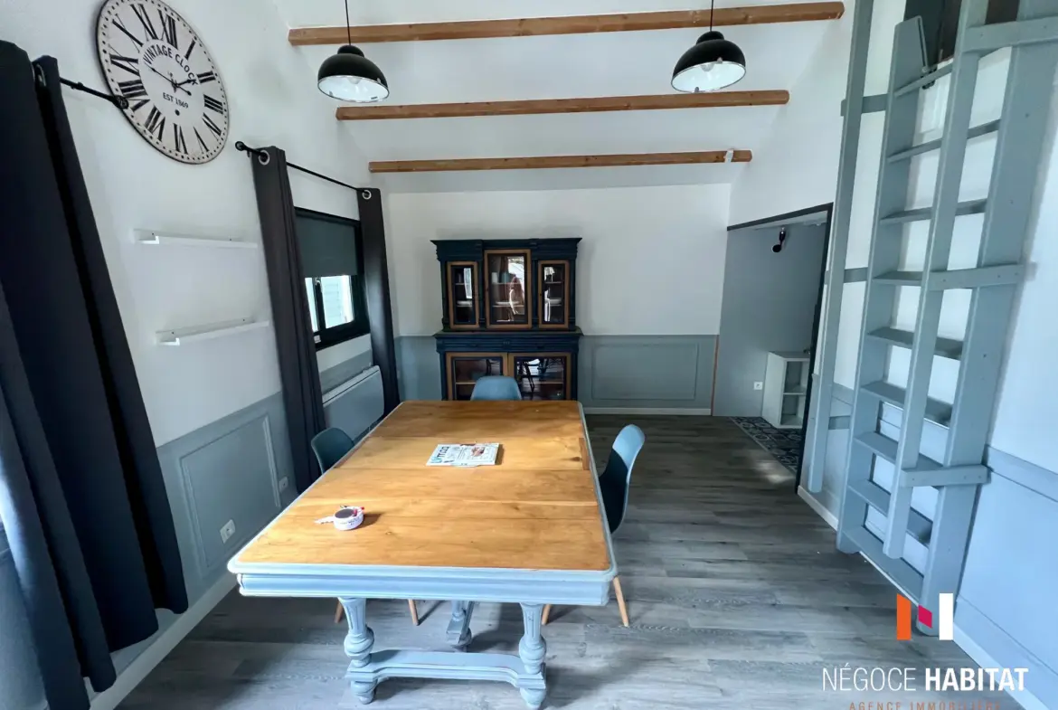 Chalet Meublé T2 de 40 m² à Lunel-Viel - 175 000 € 