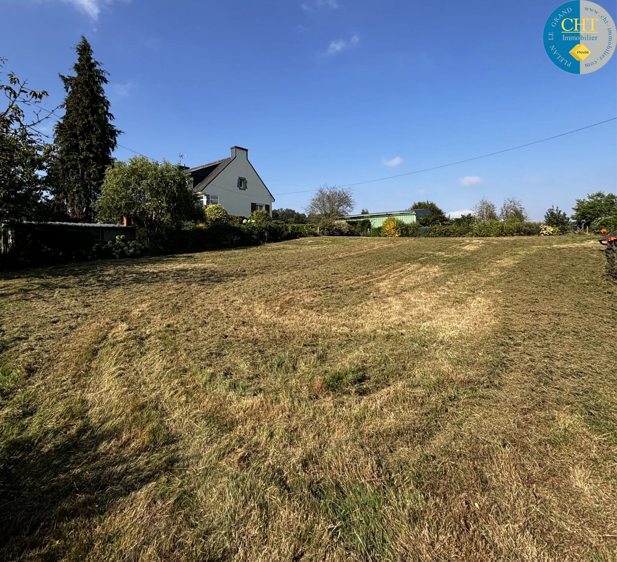 Terrain à vendre à Caro d'environ 650 m² pour 25 100 € 