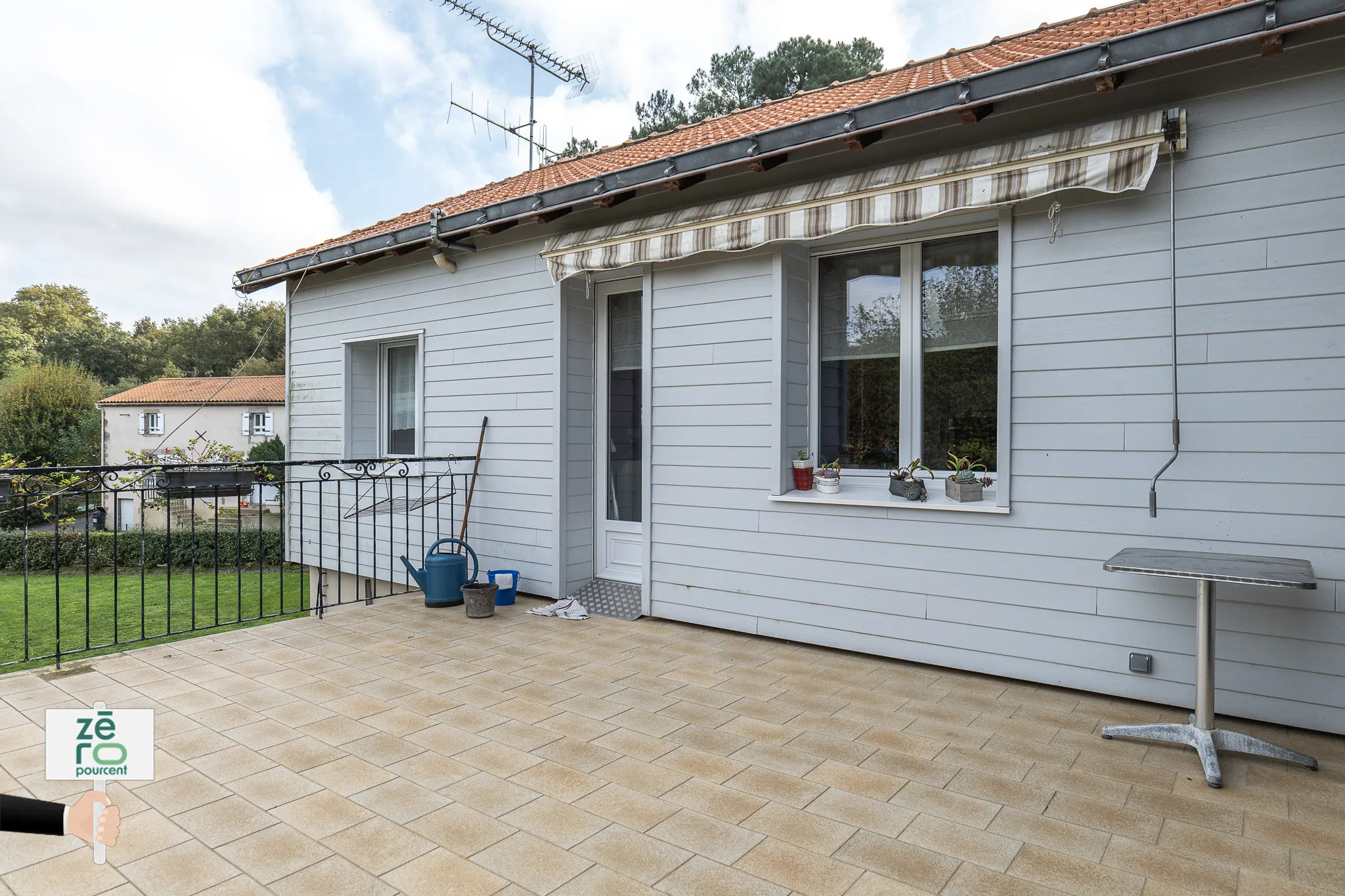 Maison familiale au Poiré sur Vie avec jardin et sous-sol 