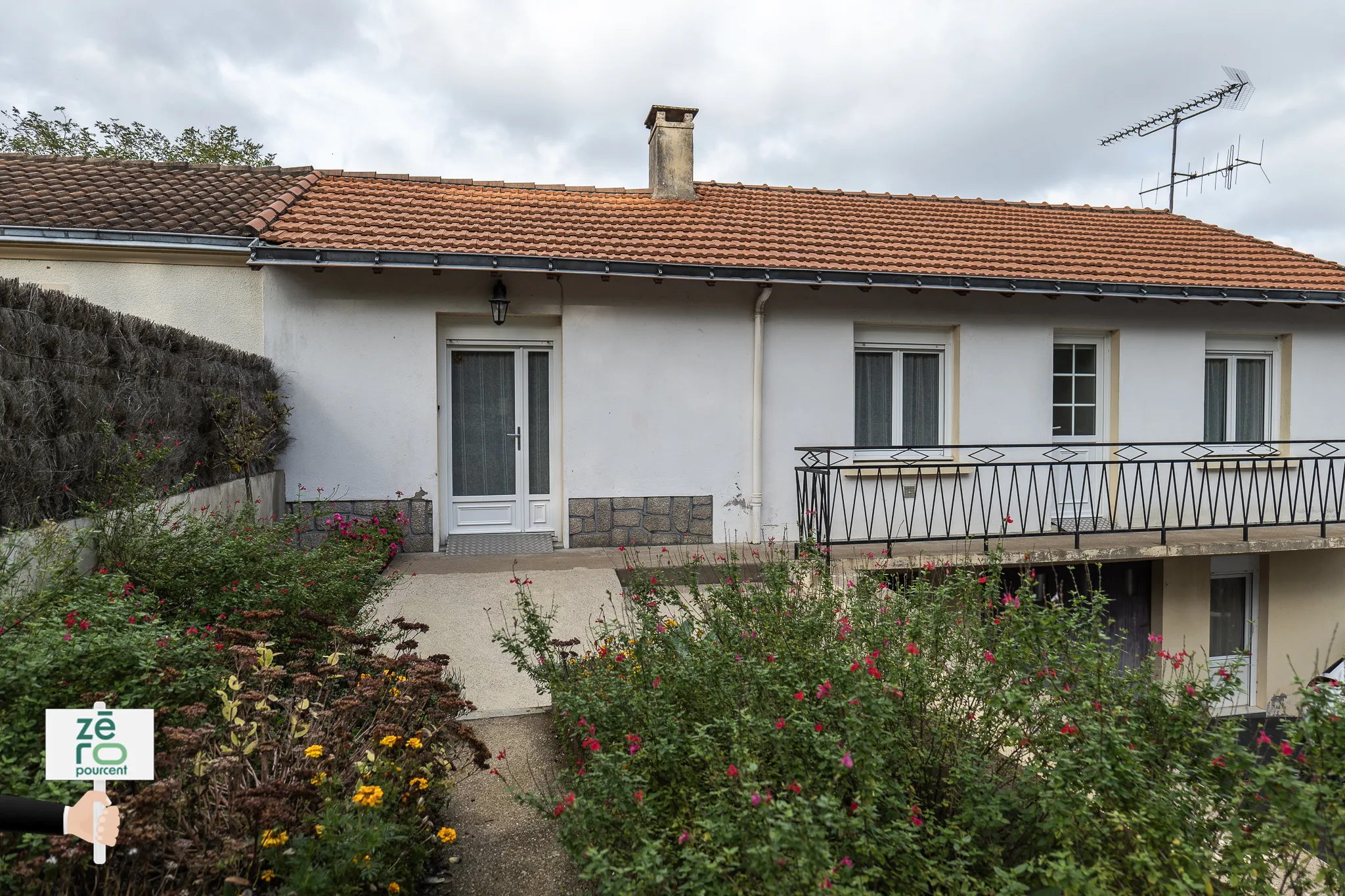 Maison familiale au Poiré sur Vie avec jardin et sous-sol 