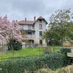 Maison bourgeoise spacieuse de 186m2 à Vierzon, près du canal