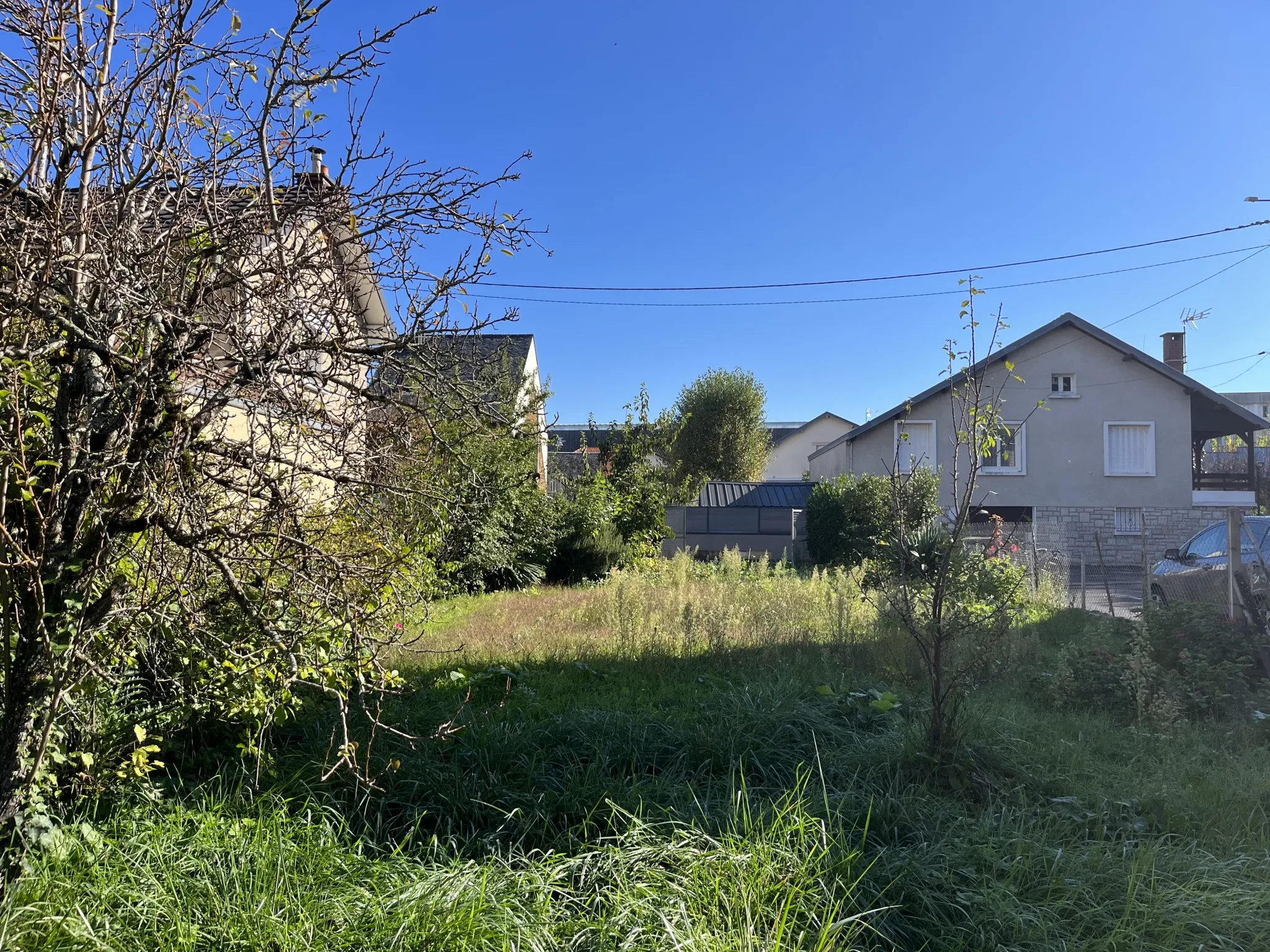 Terrain constructible disponible à Brive, 456 m2 