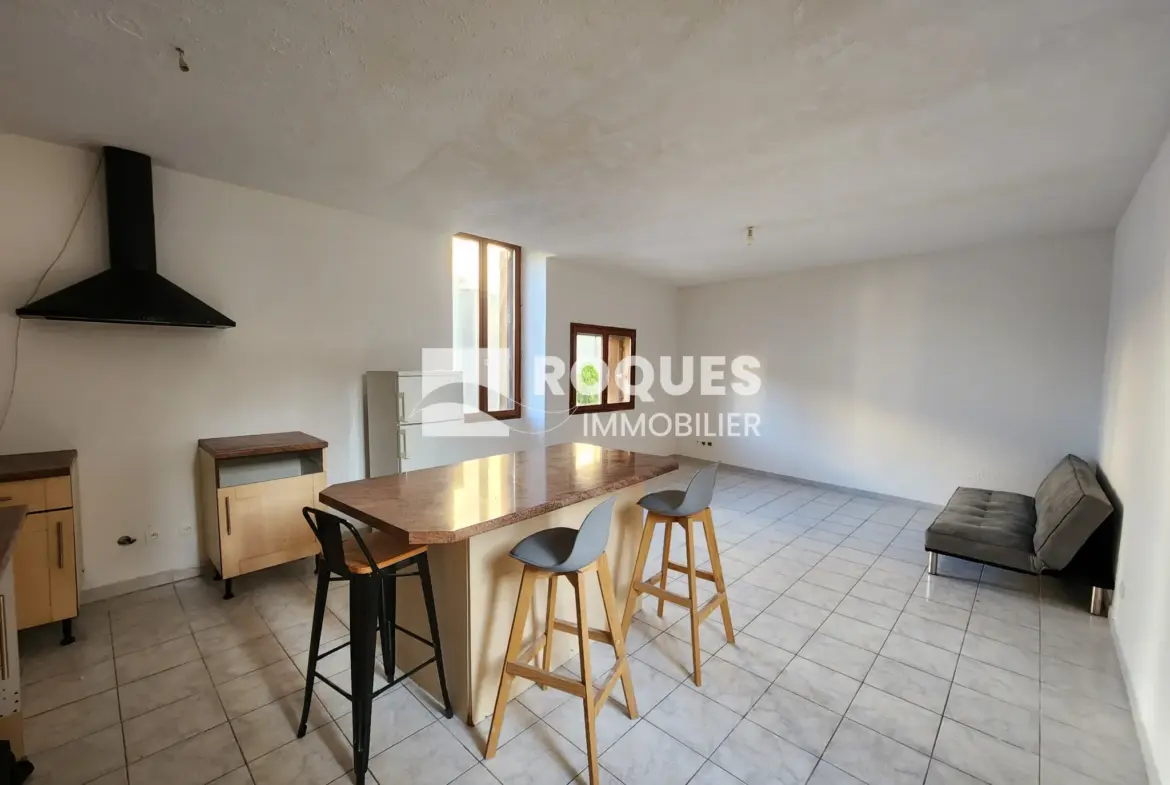 À vendre : Appartement T4 au centre de Lodève avec terrasse 