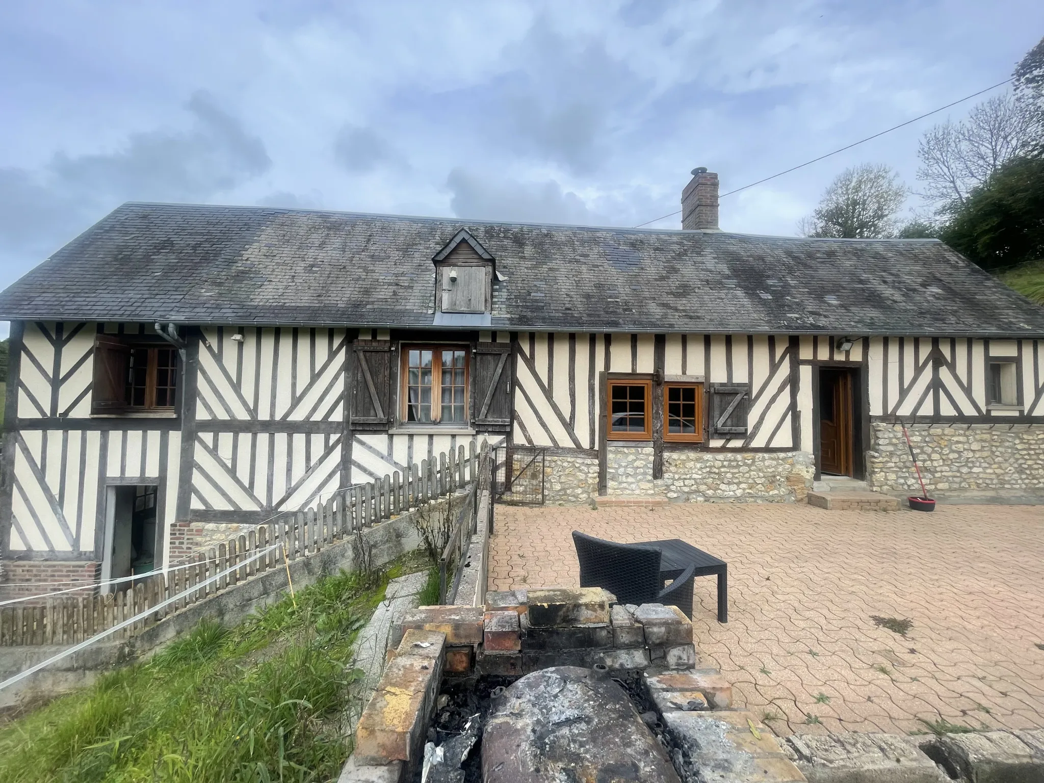 Maison en vente à Vimoutiers - 107 m² sur 4 hectares 