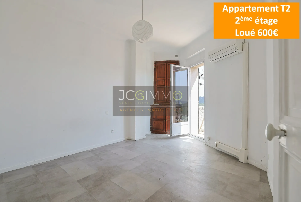 Immeuble à vendre à Carnoules - 3 appartements, 8,5% de rentabilité 