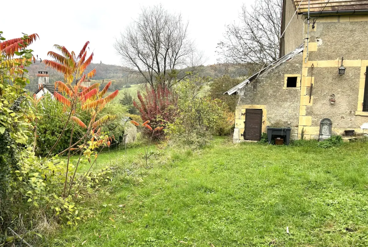 Charmante maison à vendre à Nolay - 87 000 euros 