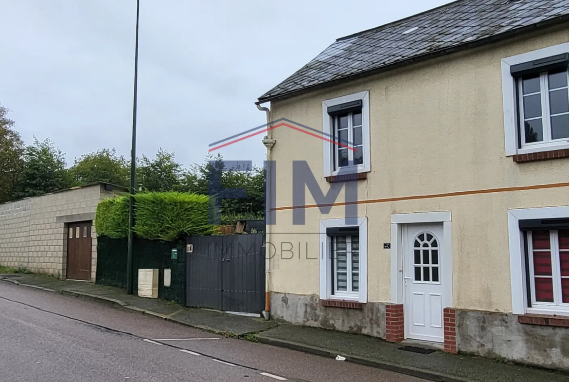 À vendre : Maison de ville à Envermeu avec 3 chambres 