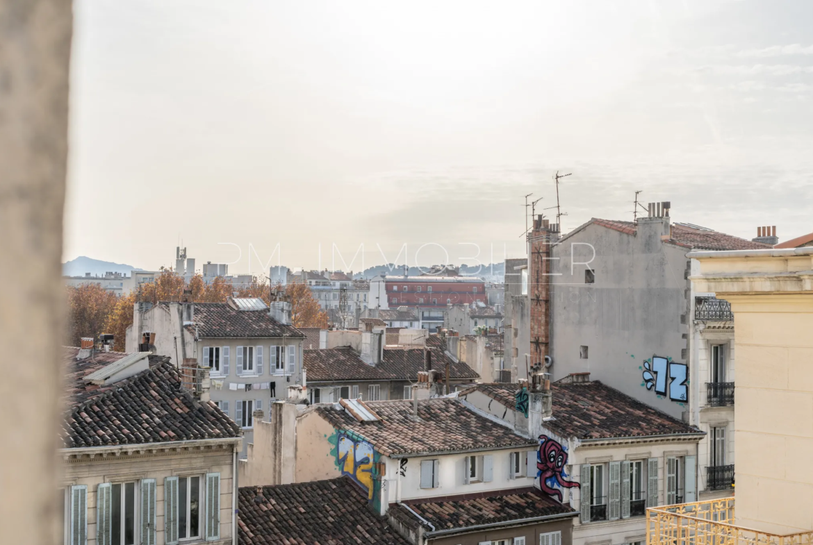 À vendre : Appartement 2 pièces de 34,71 m² à Marseille, quartier Camas 