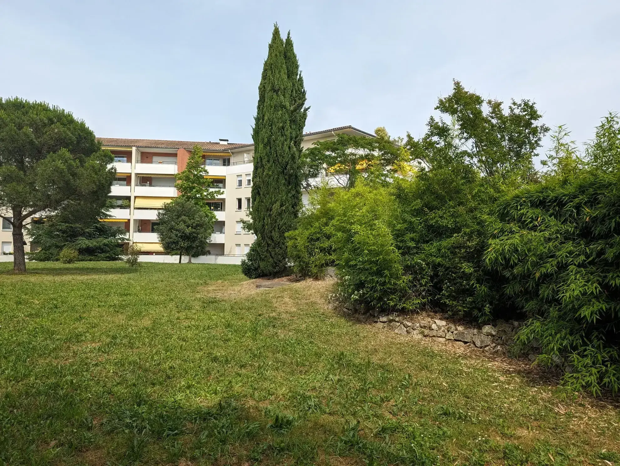 Appartement T2 dernier étage avec piscine aux portes de Toulouse 