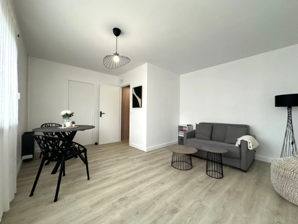 Studio rénové de 27 m² à Chelles, quartier Gambetta