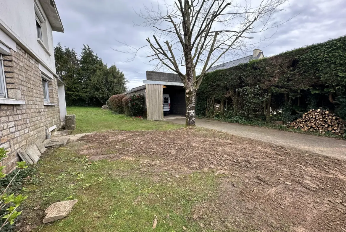 Charmante maison de ville avec garage à Baud 