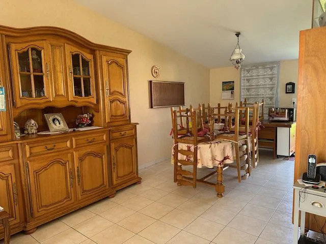 Maison de plain-pied à vendre avec 2 chambres à Sainte Hermine 