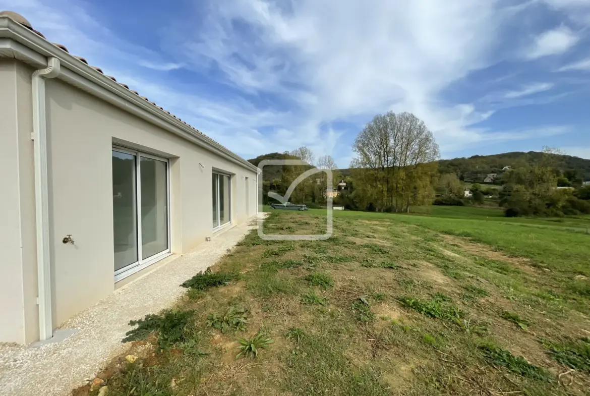 Maison neuve à finir avec 3 chambres à Borreze 