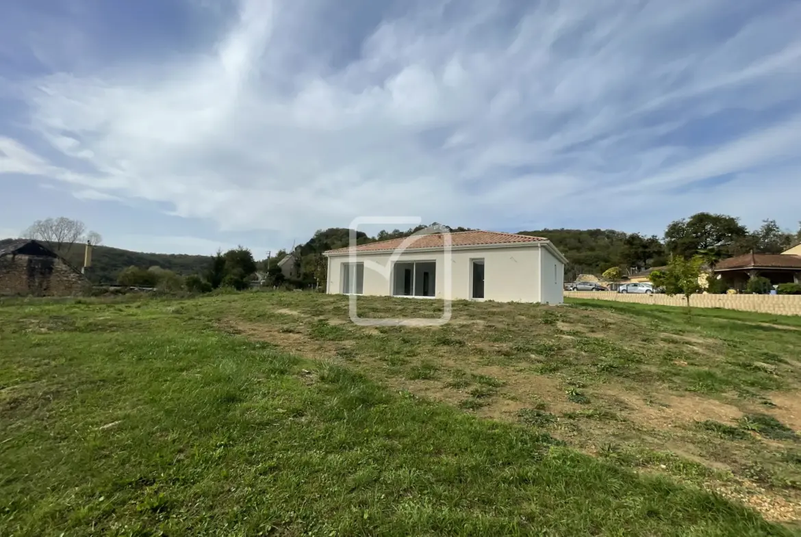 Maison neuve à finir avec 3 chambres à Borreze 