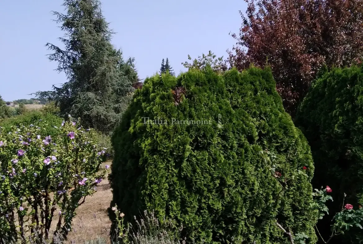 Maison chaleureuse avec jardin à Riberac 