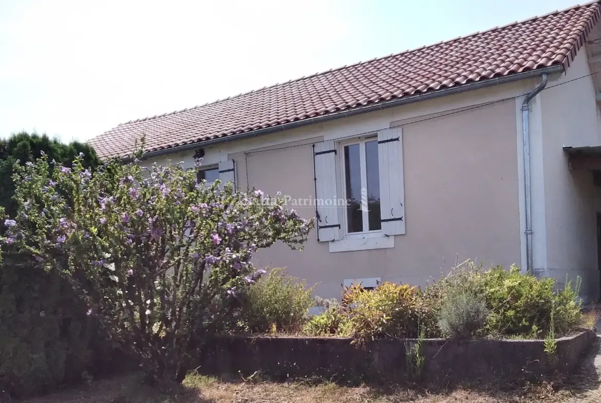 Maison chaleureuse avec jardin à Riberac 