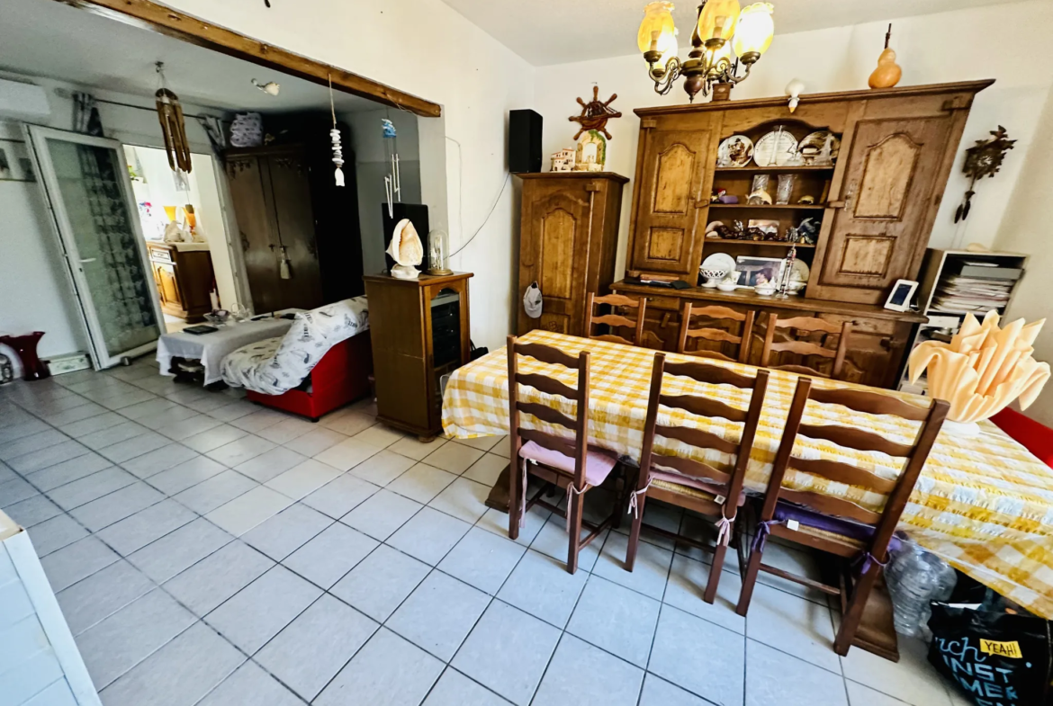 Charmant bas de villa à vendre à Saint Mandrier sur Mer 