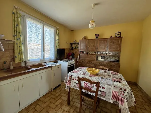 Maison 3 chambres avec sous-sol à vendre à Ste Hermine 