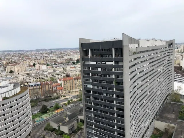 À vendre : Appartement 2 pièces lumineux à Courbevoie 