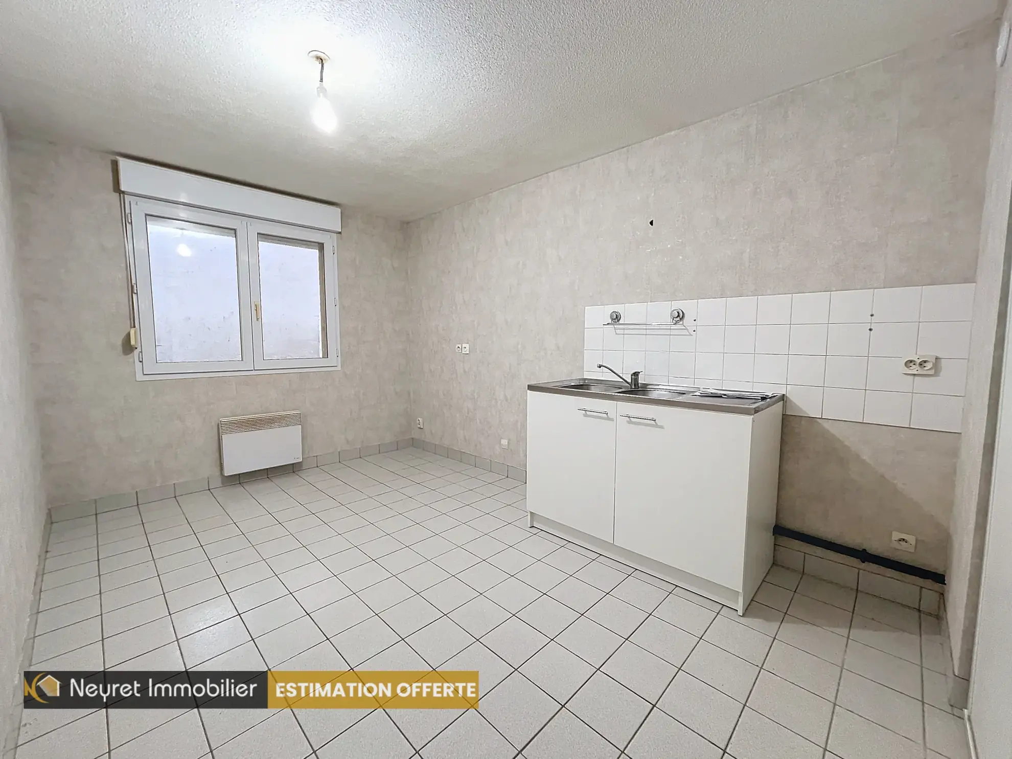 À vendre : Appartement T2 avec cour à Lyon 4 Croix Rousse 