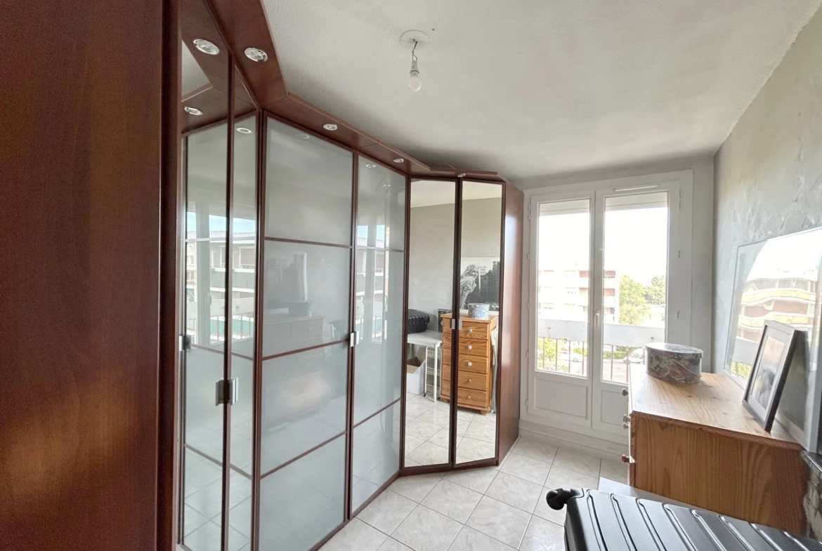 Superbe appartement T4 avec balcon à Marignane 