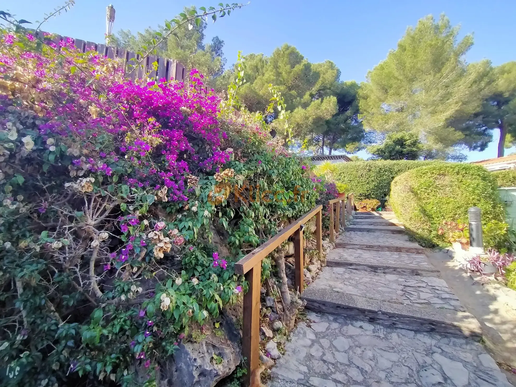 Studio Petite Maison avec Vue Mer à Vallauris 