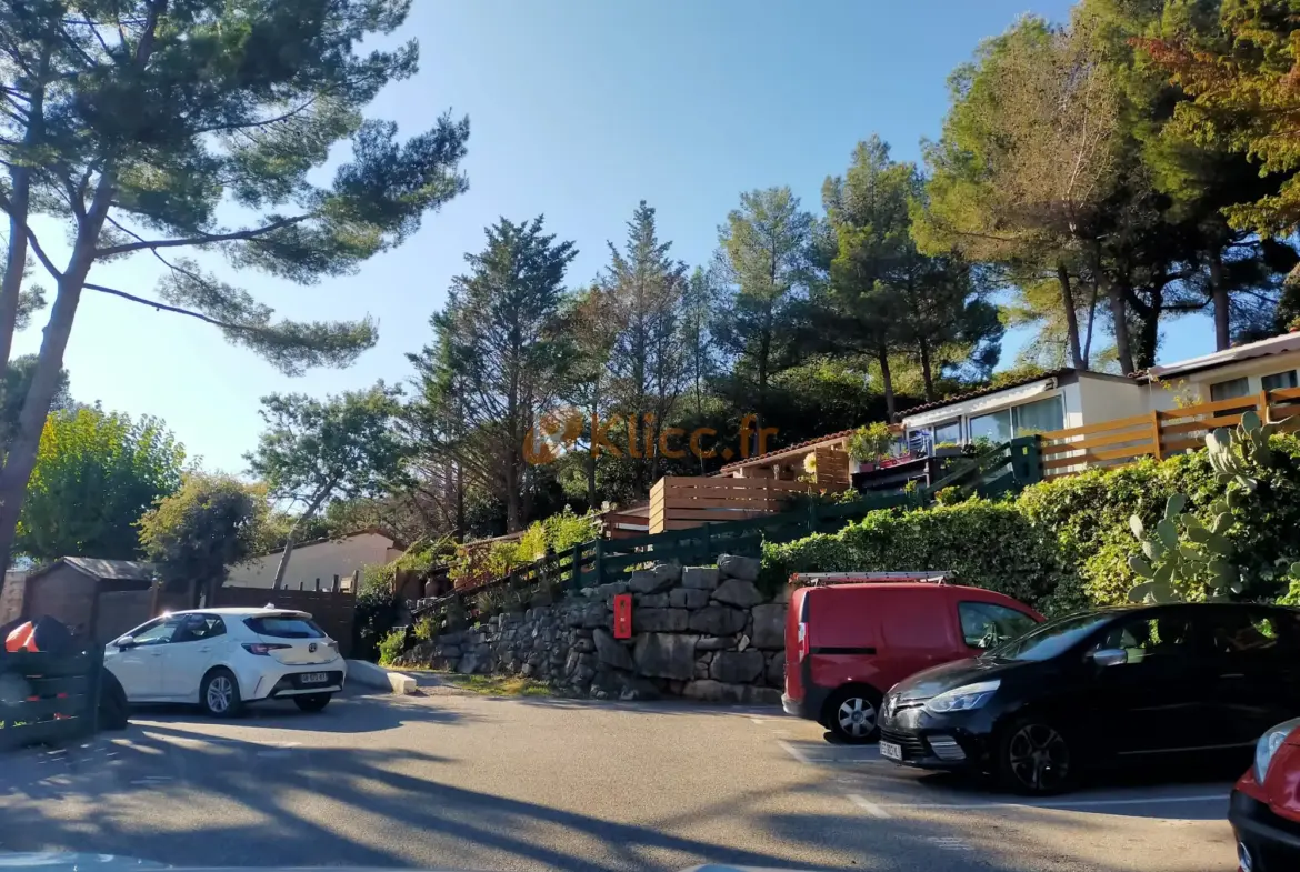 Studio Petite Maison avec Vue Mer à Vallauris 