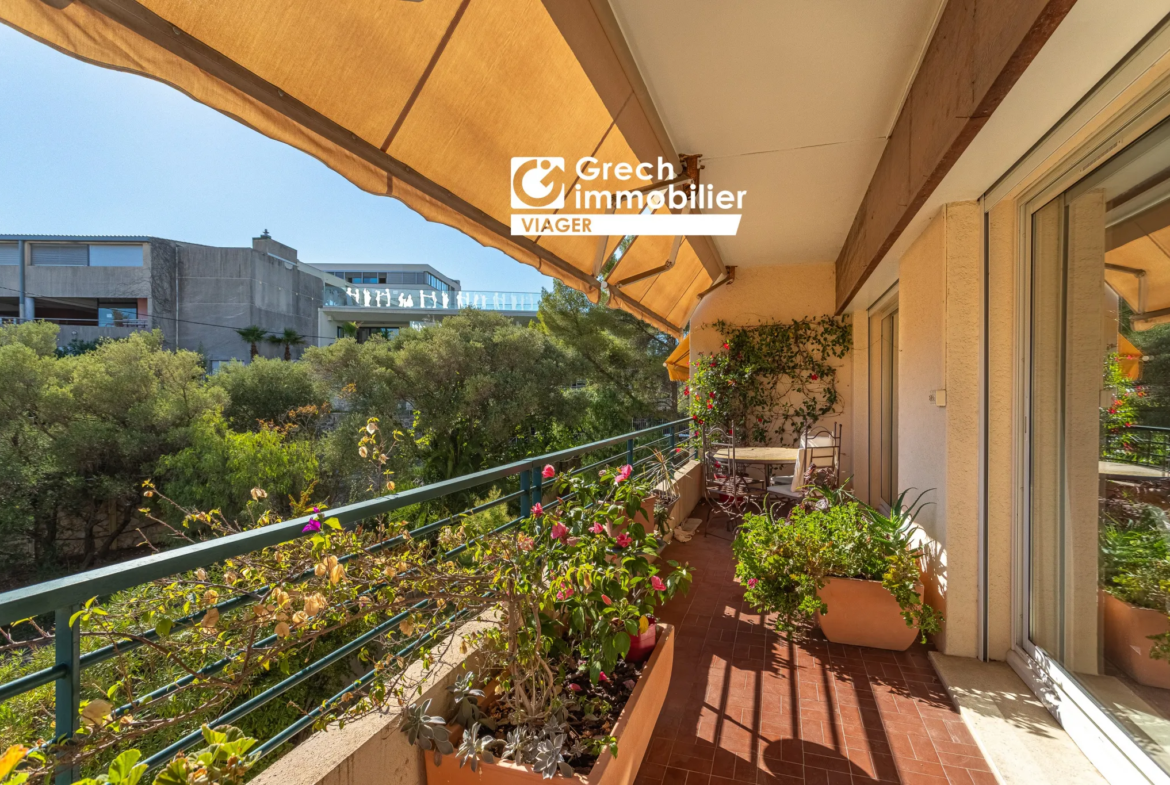 Vente Viager Occupé - Grand Appartement T4 111 m² à Toulon 