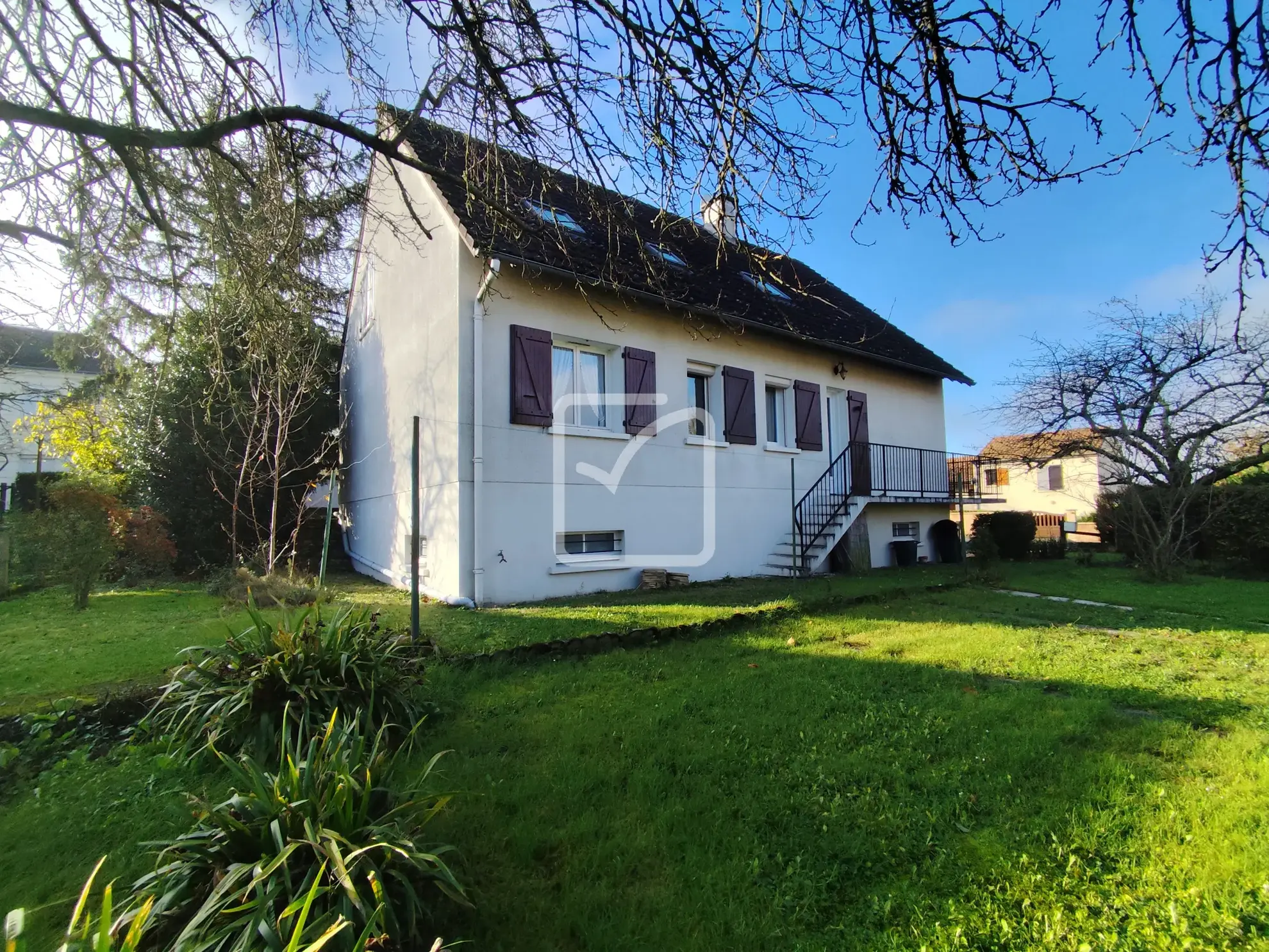 Maison familiale spacieuse à Châtellerault - 6 chambres 