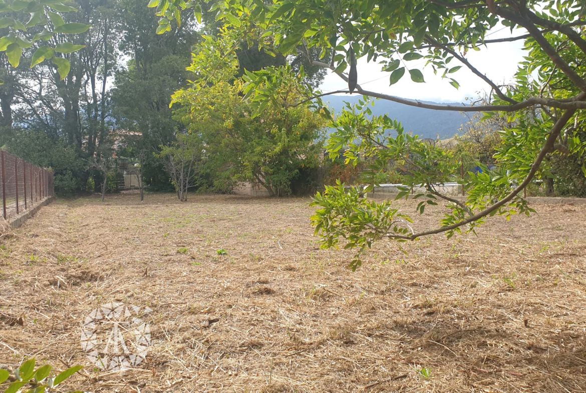 Terrain à bâtir atypique à Sorède avec vue sur les Albères 