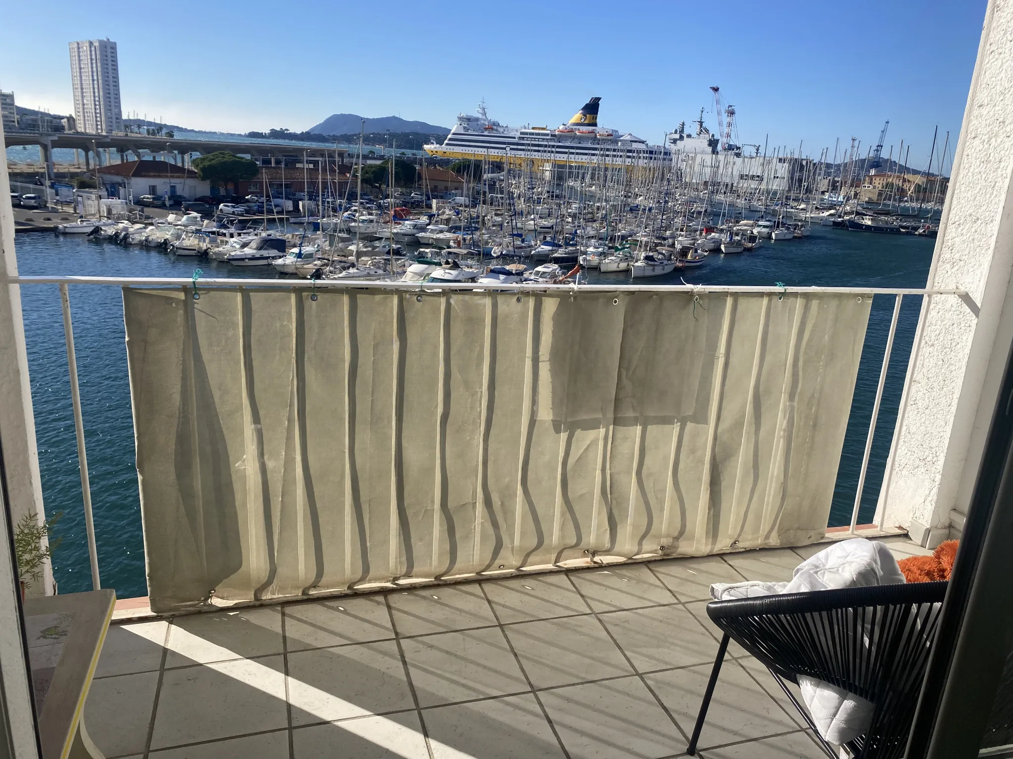 Appartement de type 2 avec vue mer à Toulon 