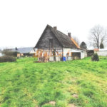 Longère à rénover à Auppegard avec jardin et garage