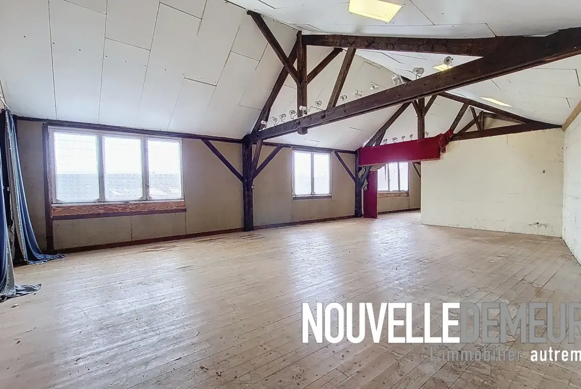 Maison 3 chambres avec dépendances à Pleine-Fougères 