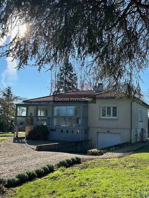 Maison avec sous-sol et parc à Marmande 