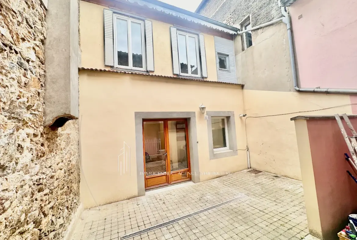 Appartement T2 à vendre au centre de Saint-Vallier (26) à 85 000 € 